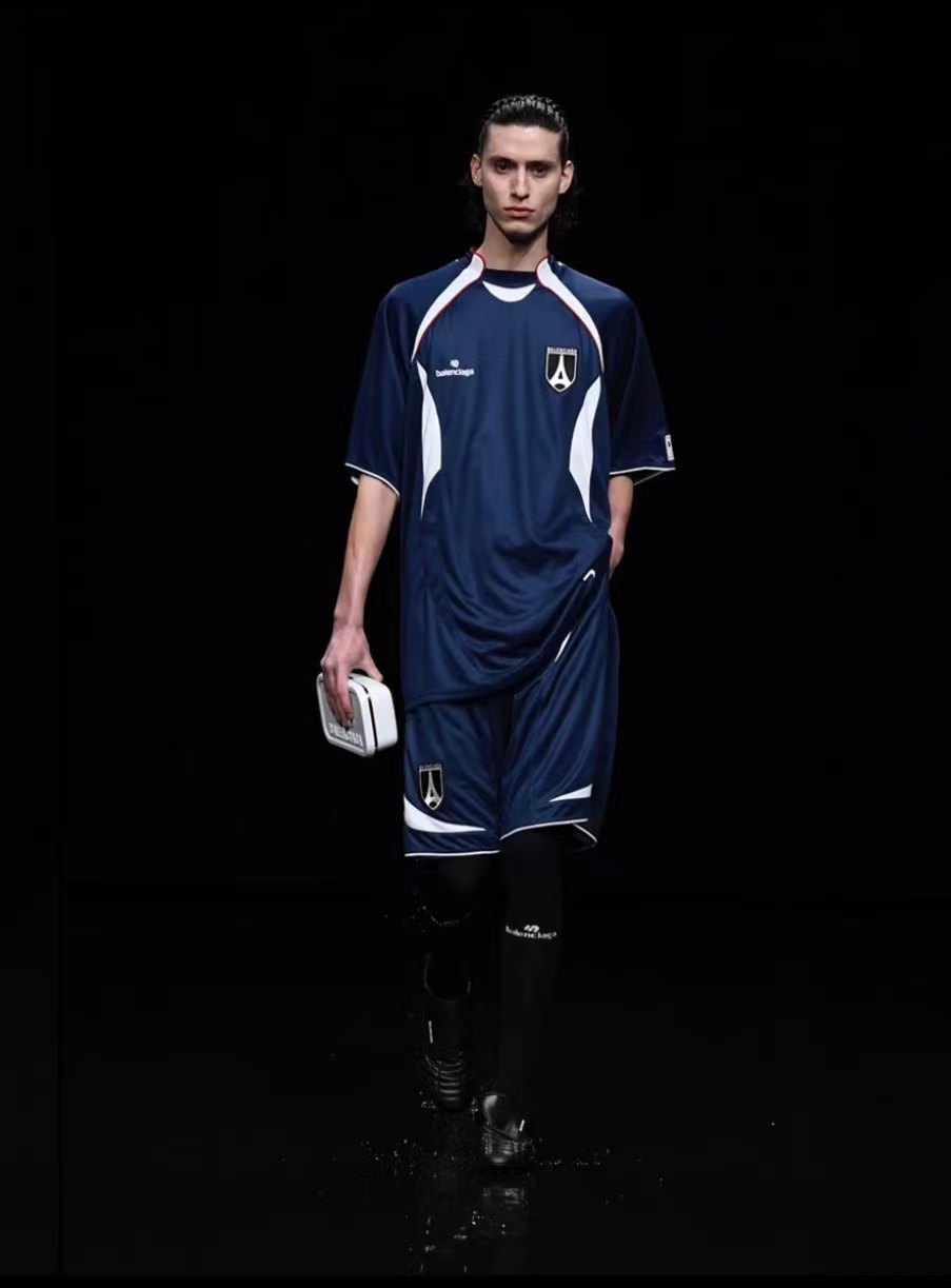 Balenciaga Jersey Top - Paris Logo, Navy Blue, Short Sleeve, Sizes S-XL 6 i1707024577 1150 2
