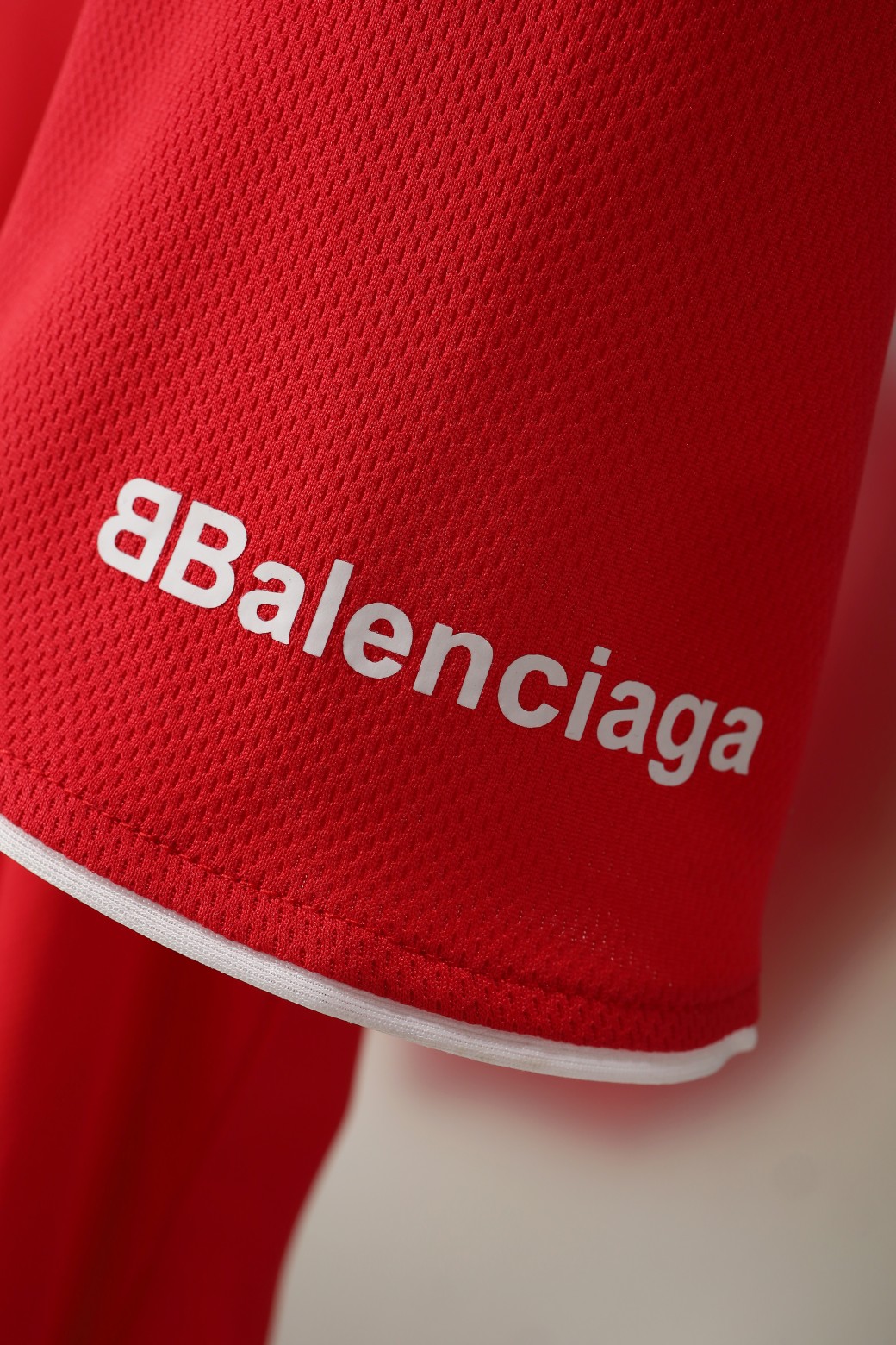 Balenciaga BLNCG Jersey Top - Stylish Red Tee, Sizes S-XL Available Now! 9 a1710963424870 3435