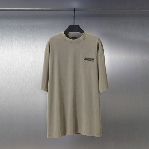 Balenciaga Men's/Women's Distressed Logo Short Sleeve T-Shirt, Unisex 1 Balenciaga Men's/Women's Distressed Logo Short Sleeve T-Shirt, Unisex