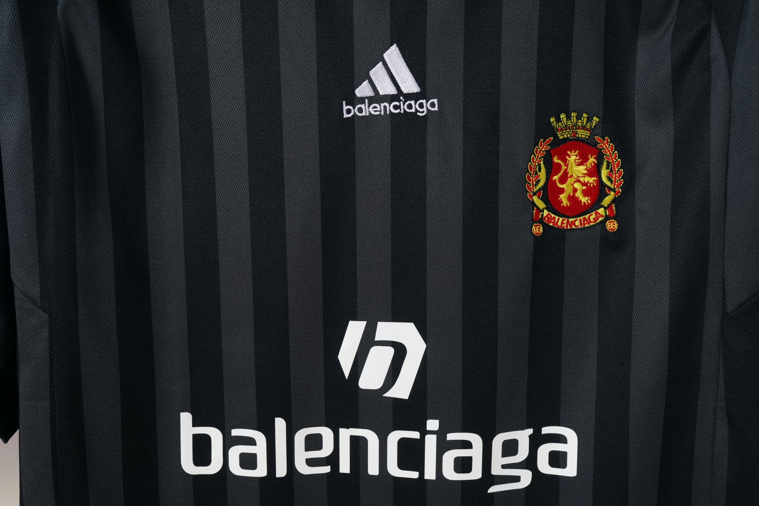 Adidas x Balenciaga Jersey Top: Stylish Striped Tee, Sizes S-XL Available 5 a1717493002943 6033