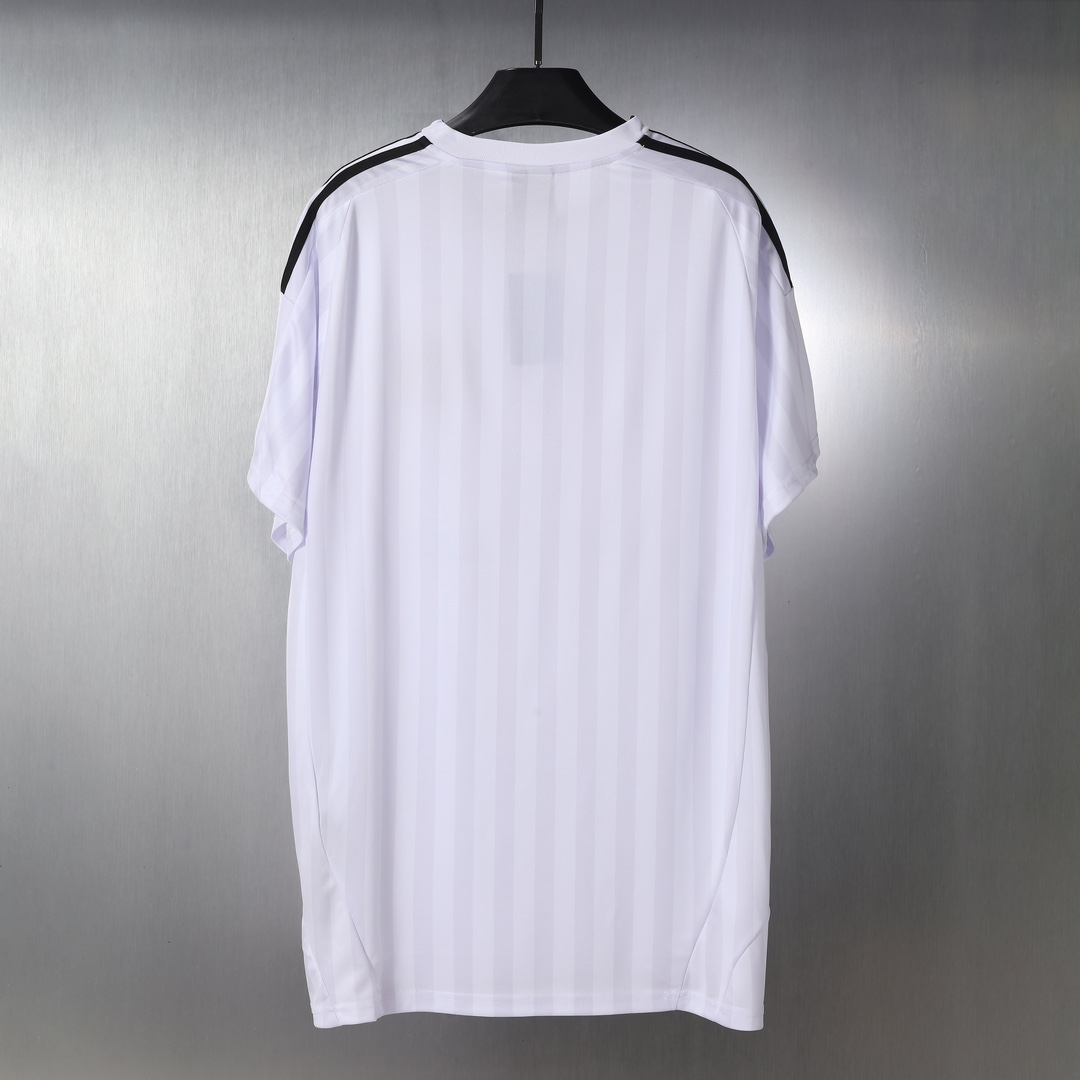 Adidas x Balenciaga White Jersey T-Shirt - Comfortable & Stylish Tee 3 i1726462198 3707 8