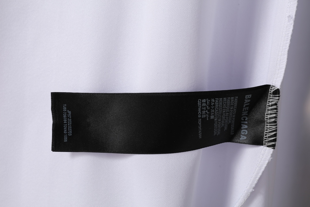Adidas x Balenciaga White Jersey T-Shirt - Comfortable & Stylish Tee 9 i1726462198 6609 4