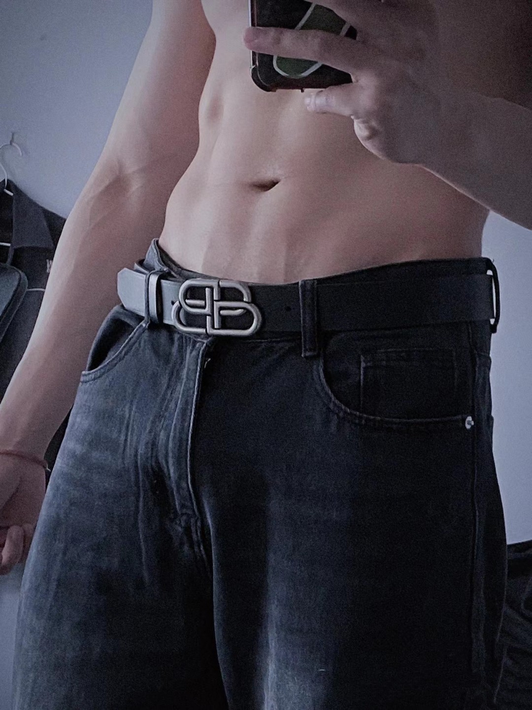 P380: Urban Fashion Brand with Unique Design and High-End Appeal - 图片 2