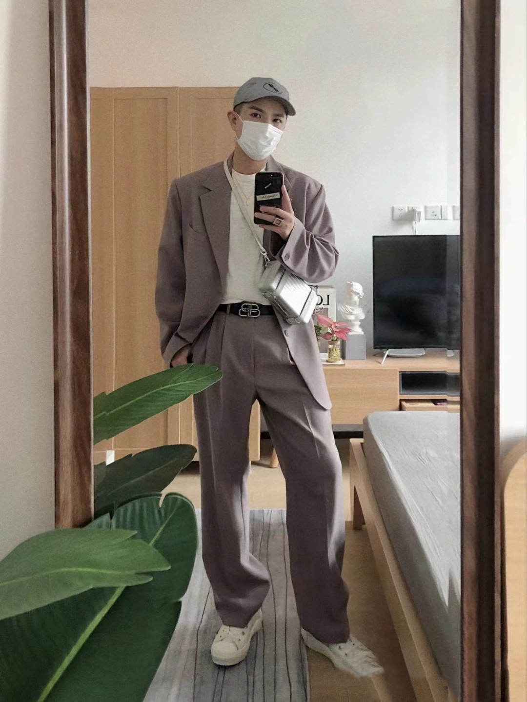 P380: Urban Fashion Brand with Unique Design and High-End Appeal - 图片 6