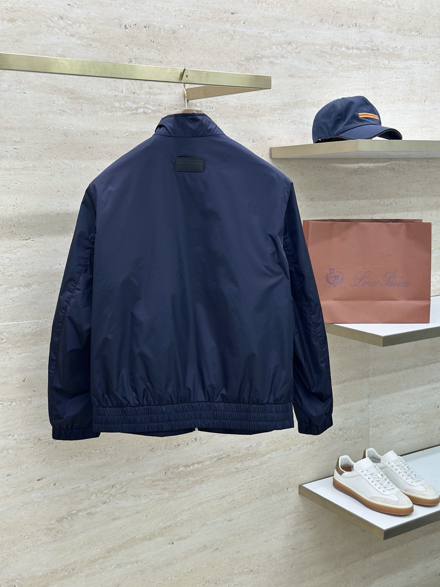 PRADA 2025ss秋冬新款系列🆕P家休闲翻领夹克外套 🧥专柜同步发售 超高工艺的风衣外套 休闲时尚