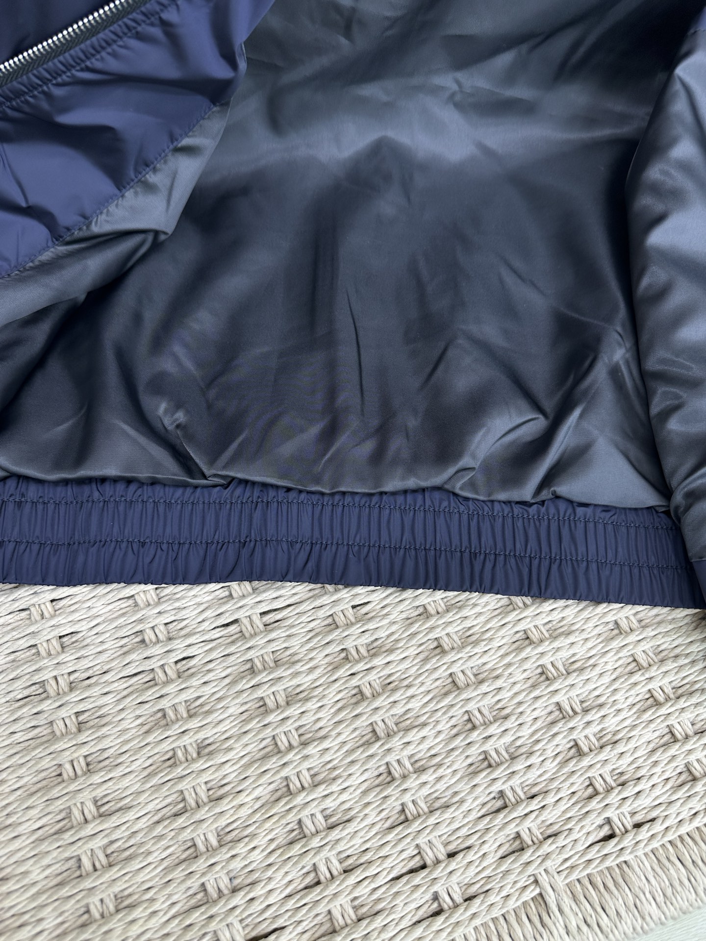 PRADA 2025ss秋冬新款系列🆕P家休闲翻领夹克外套 🧥专柜同步发售 超高工艺的风衣外套 休闲时尚