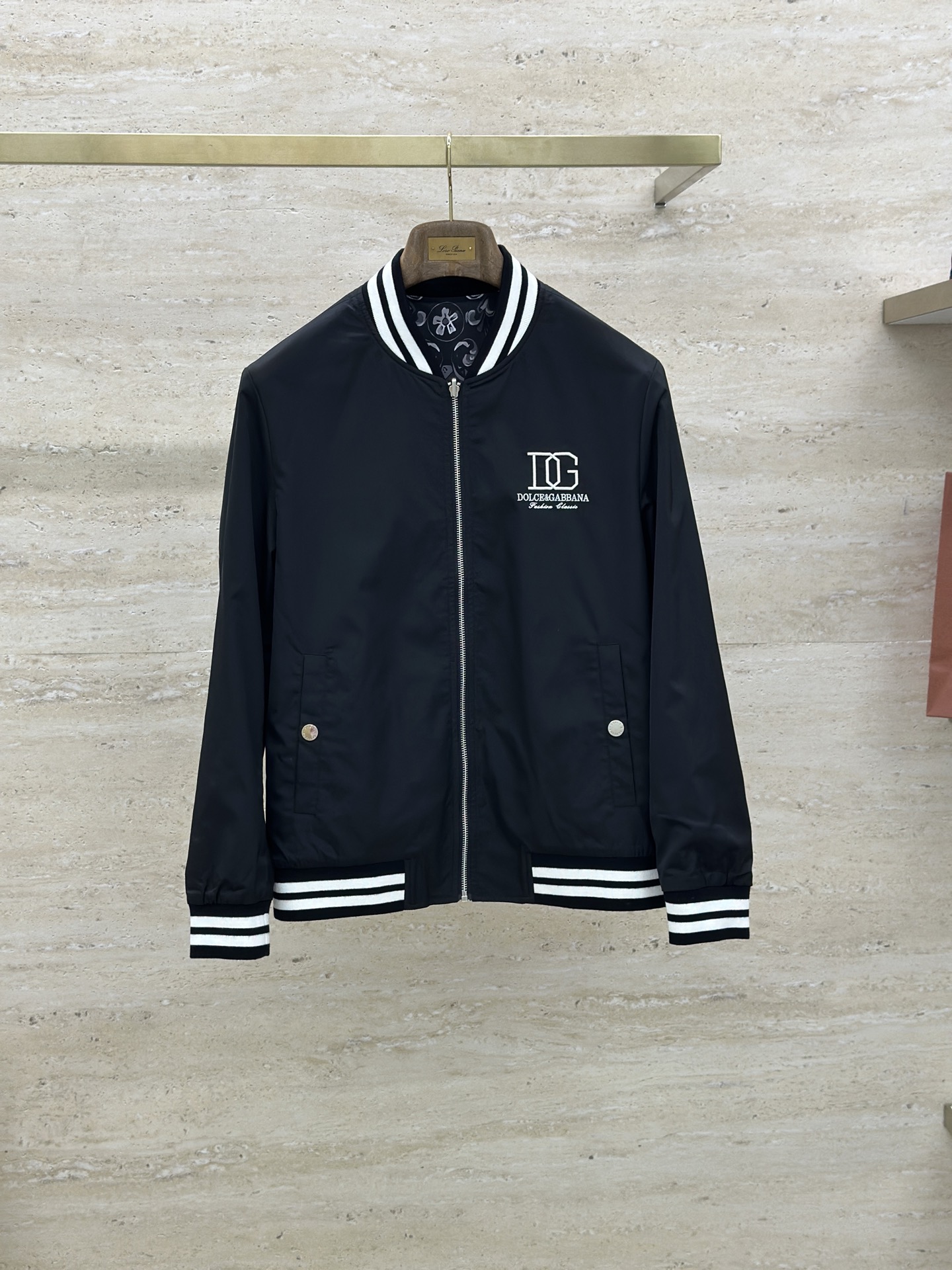 DG 2025ss秋冬新款系列🆕杜嘉班纳休闲夹克外套双面穿 🧥专柜同步发售 超高工艺的风衣外套 休闲时尚