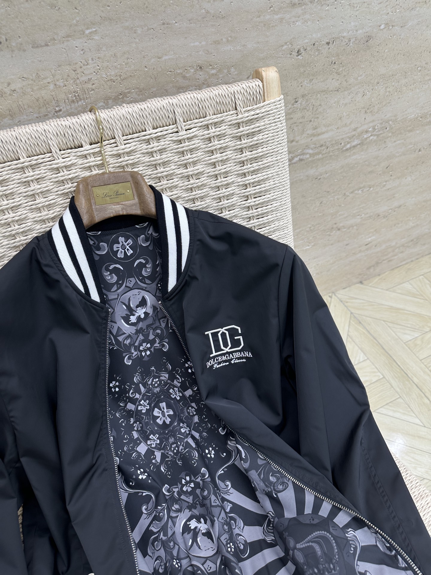 DG 2025ss秋冬新款系列🆕杜嘉班纳休闲夹克外套双面穿 🧥专柜同步发售 超高工艺的风衣外套 休闲时尚