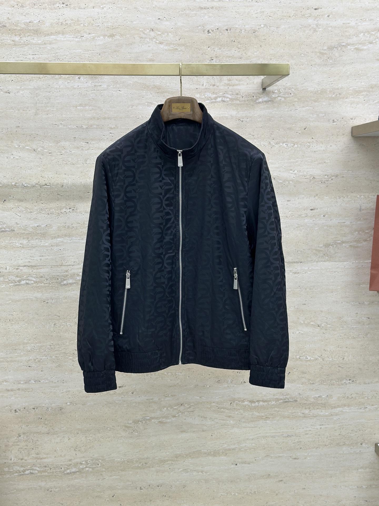 ARMANI 2025ss秋冬新款系列🆕阿玛尼家休闲夹克立领外套🧥专柜同步发售 超高工艺的风衣外套 休闲