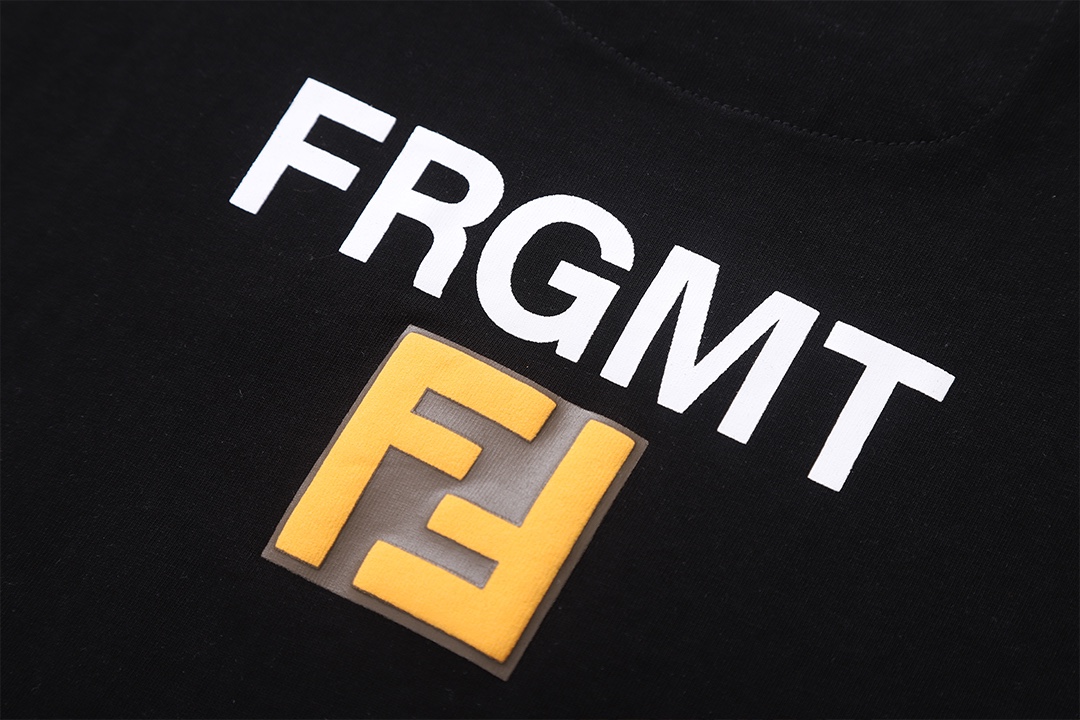 FRGMT x 💰okémon T-shirt Collection: High Quality, Durable, and Stylish Designs - 图片 6