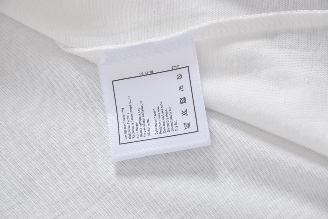 Fashionable Hsiang’s T-shirt Collection with Unique Cuff Art and High-Quality Cotton - 图片 8