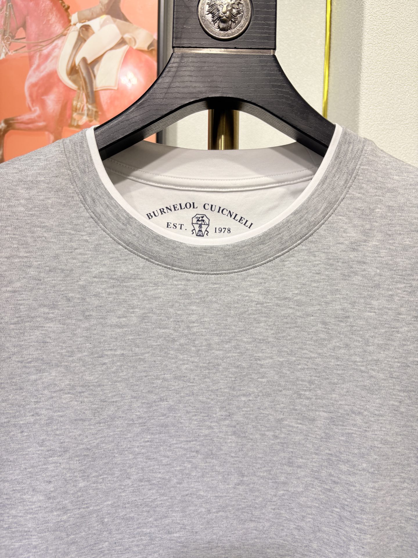 BC新款 男士休闲短袖T恤，采用纯棉面料，面料舒适透气性好，秉承大牌的传统给时尚添加魅力！袖口和衣脚拼色