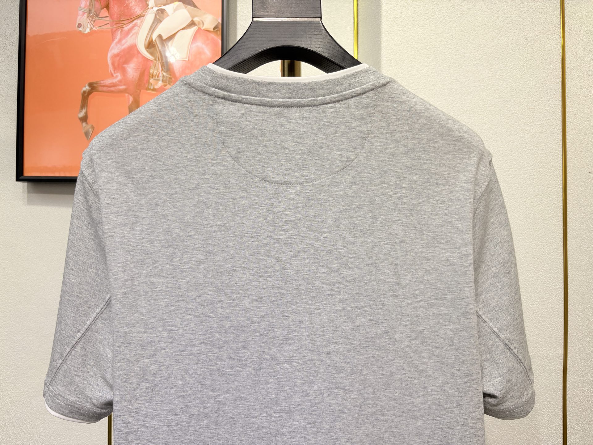 BC新款 男士休闲短袖T恤，采用纯棉面料，面料舒适透气性好，秉承大牌的传统给时尚添加魅力！袖口和衣脚拼色