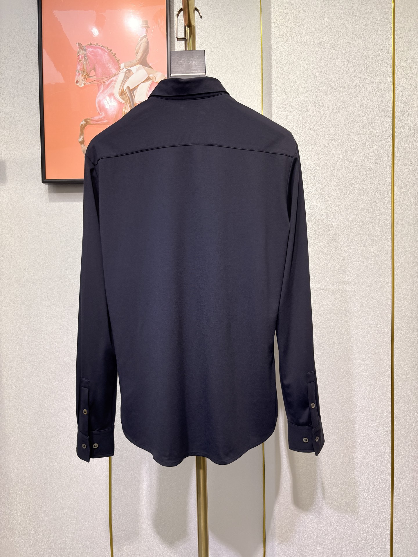 lP🆕，2025秋冬新款，胸前品牌小标LOGO刺绣衬衫，采用定制罗马微弹力布料制成，面料垂性好贴肤穿着舒