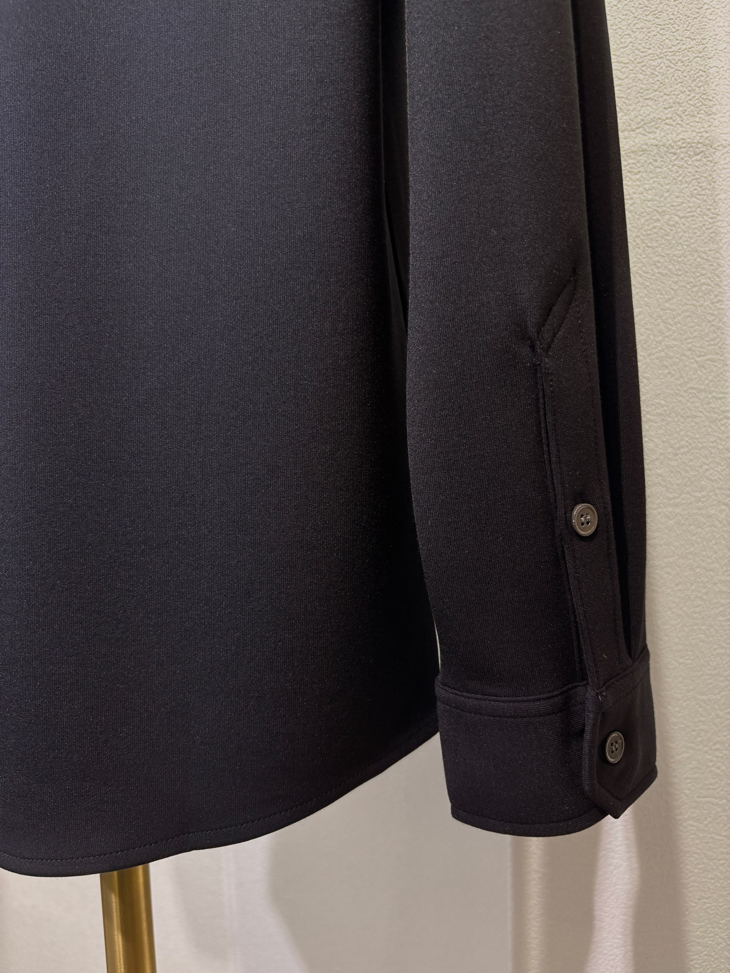 ZEGNA 25秋冬新杰尼亚长袖衬衫，奢华经典元素设计！采用舒适透气针织面料，属于入柜级别，可预见性的爆