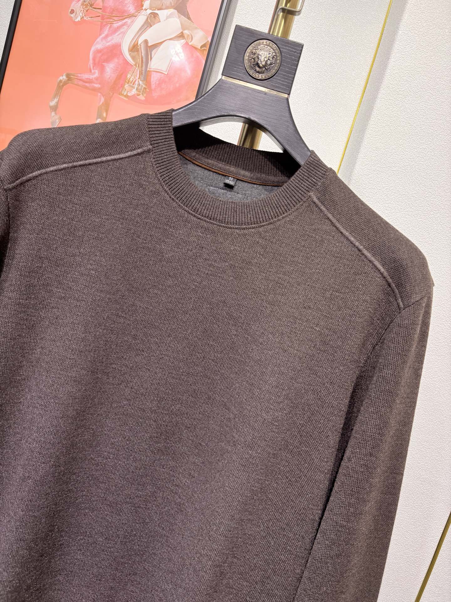 lP🆕诺悠翩雅，2025秋冬男款羊毛混纺毛衣，超级简约大方的版型设计（绵羊毛 棉 聚酯纤维 腈纶混纺材质