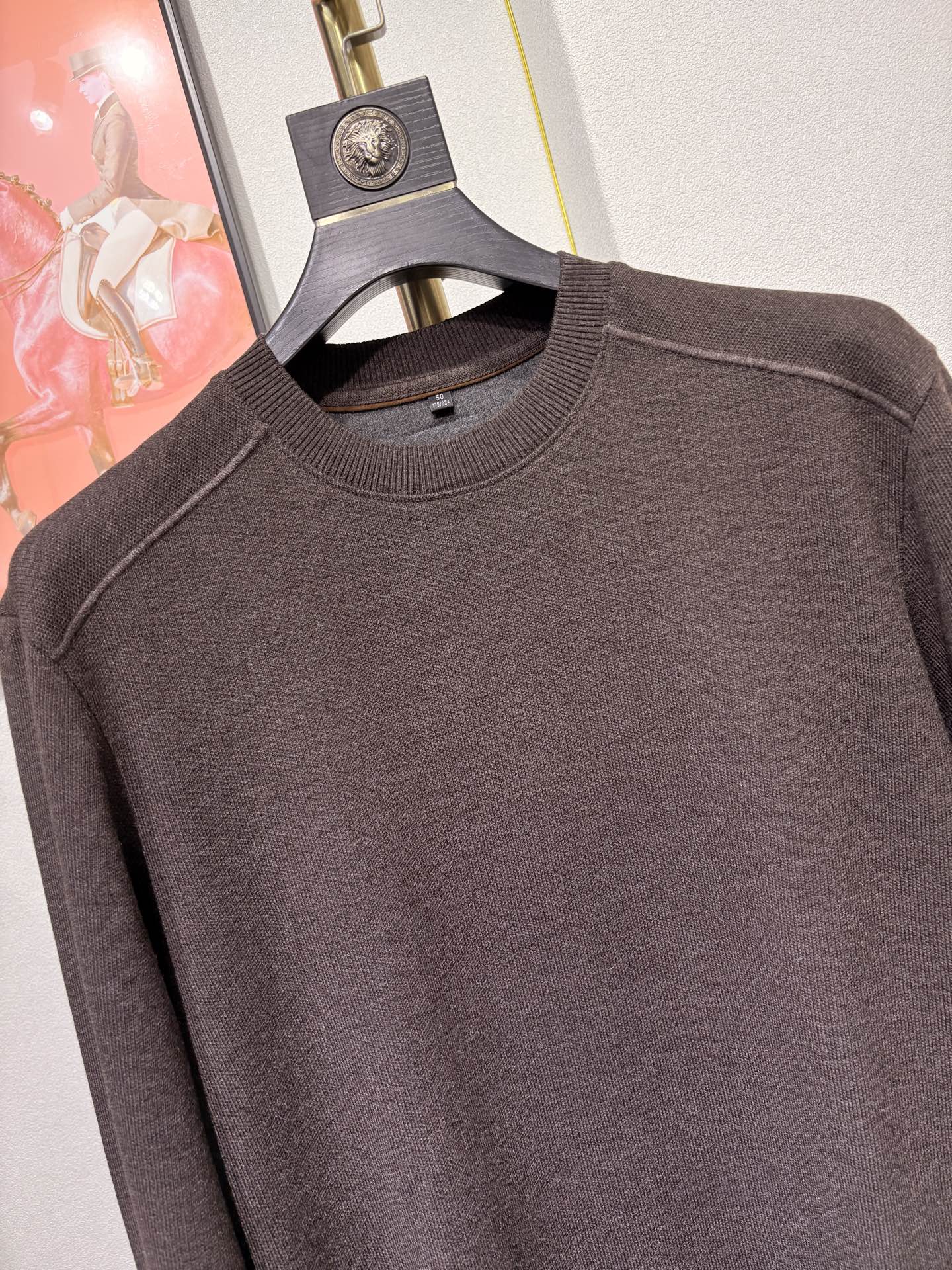 lP🆕诺悠翩雅，2025秋冬男款羊毛混纺毛衣，超级简约大方的版型设计（绵羊毛 棉 聚酯纤维 腈纶混纺材质