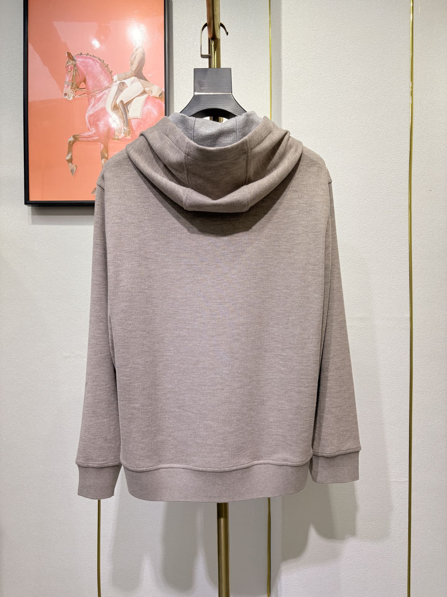 lP🆕诺悠翩雅，2025秋冬男款羊毛混纺连帽卫衣，简约大方的版型、前幅插兜设计（绵羊毛 棉 聚酯纤维 腈