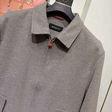 Kiton,2025新款男士商务休闲外套,经典翻领款,客供进口面料、开模定制五金、三标齐,定织定染工艺、 Kiton,2025新款男士商务休闲外套,经典翻领款,客供进口面料、开模定制五金、三标齐,定织定染工艺、