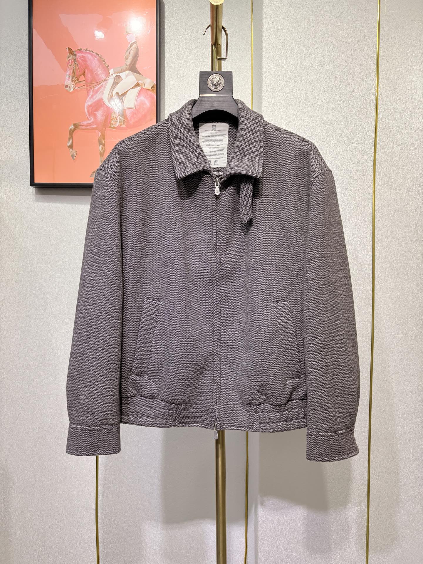 BC，2025男士新款立领商务休闲夹克外套，顶奢意大利进口羊毛混纺人字纹肌理面料，双头拉链门襟、三标齐、