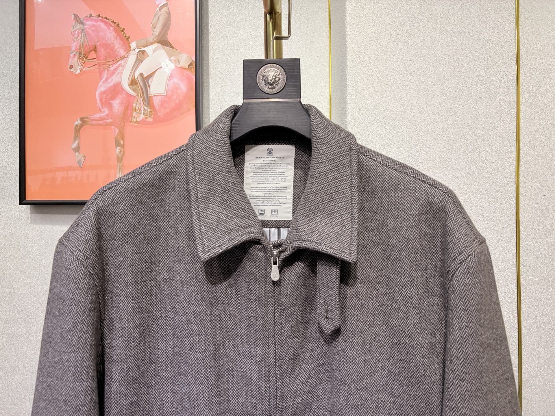 BC，2025男士新款立领商务休闲夹克外套，顶奢意大利进口羊毛混纺人字纹肌理面料，双头拉链门襟、三标齐、