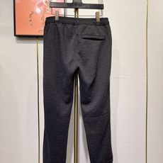 ZEGNA杰尼亚,男士休闲拉链运动套装,海外专柜同步!精致高级奢华经典立领设计,采用高档定制面料,高克重 ZEGNA杰尼亚,男士休闲拉链运动套装,海外专柜同步!精致高级奢华经典立领设计,采用高档定制面料,高克重