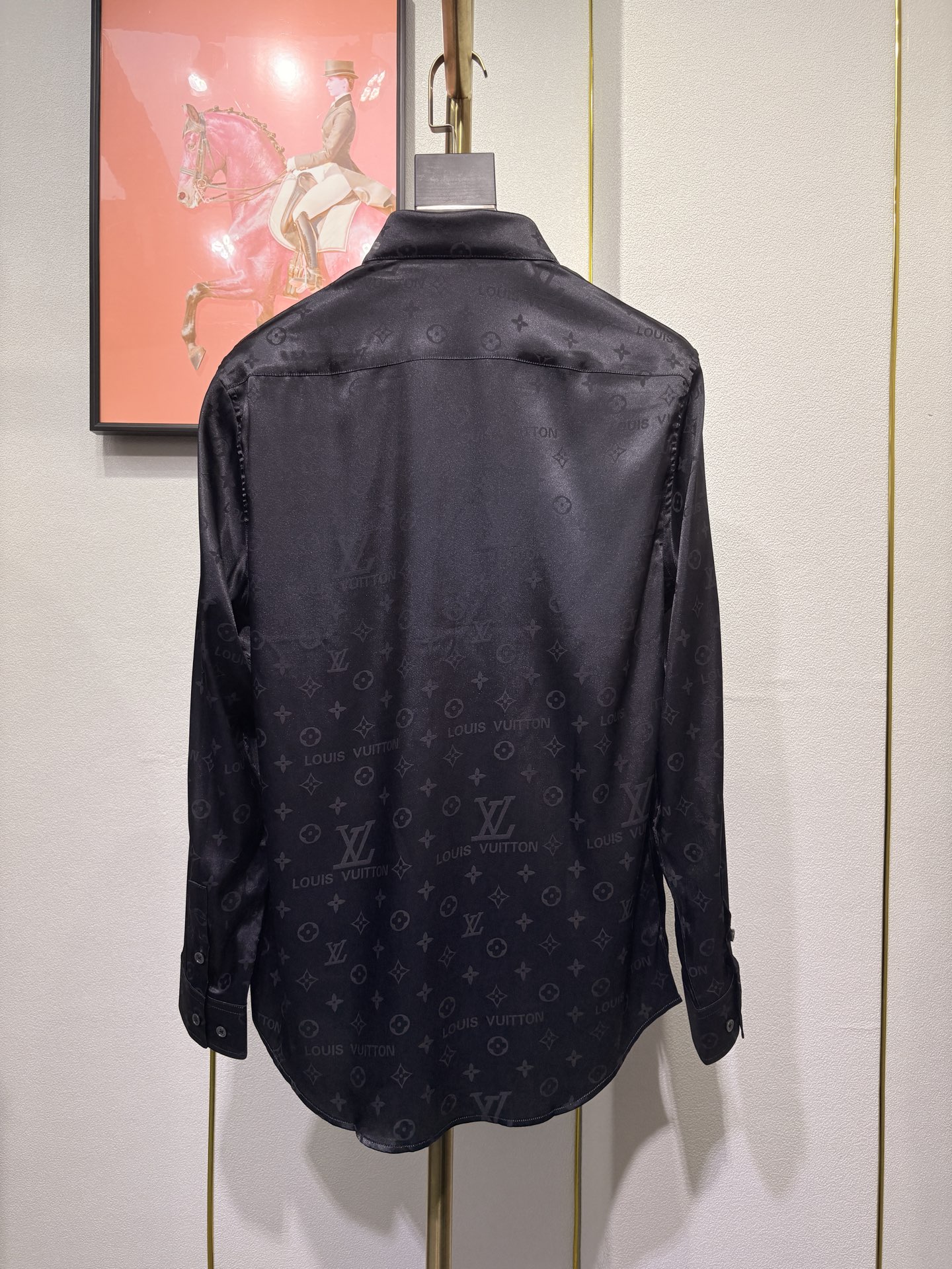 LV，新款男士休闲Polo衬衫，高端定制面料，高端版本，时尚百搭爆款，选用进口仿真丝面料，手感超柔软细腻