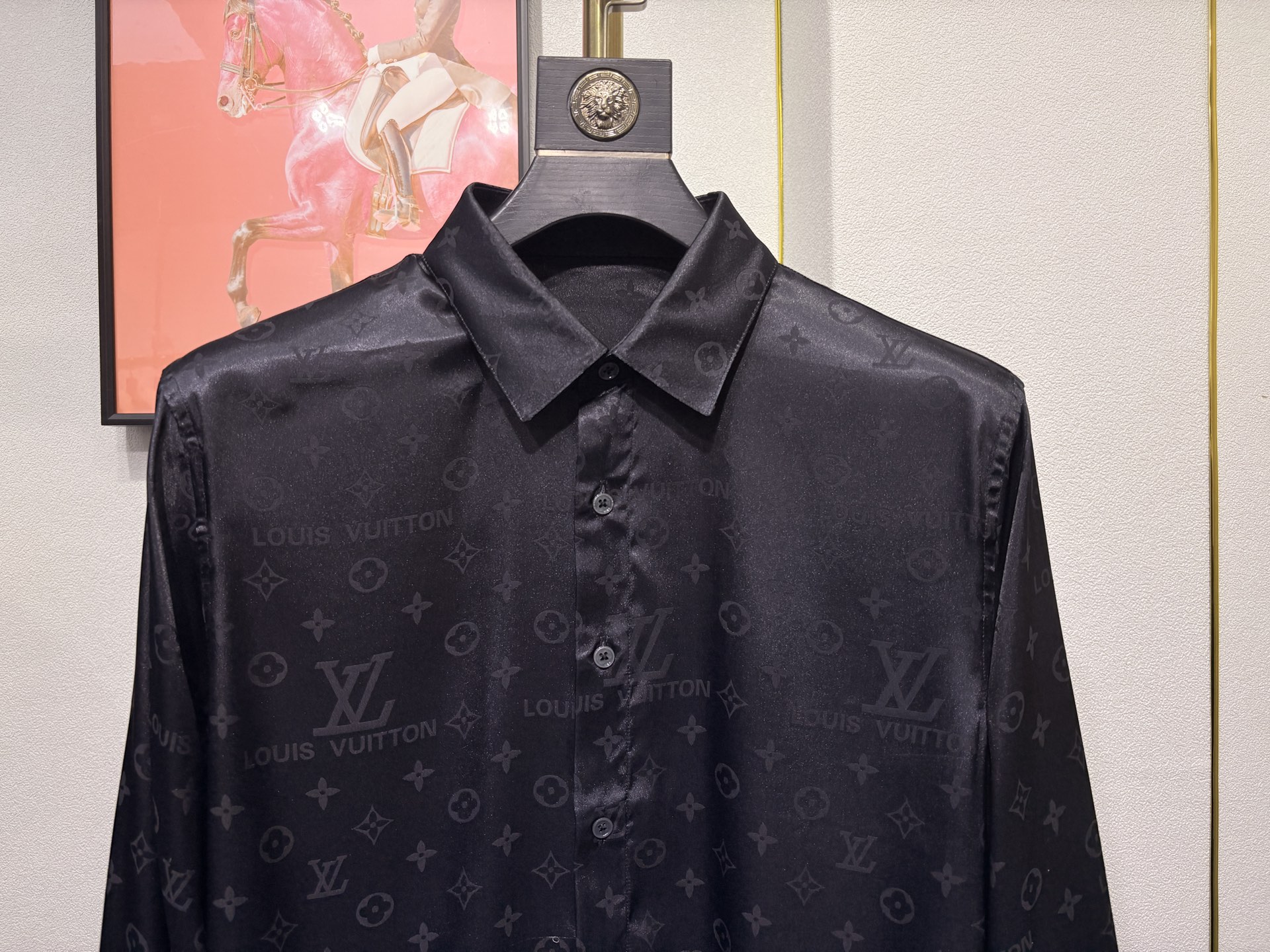 LV，新款男士休闲Polo衬衫，高端定制面料，高端版本，时尚百搭爆款，选用进口仿真丝面料，手感超柔软细腻