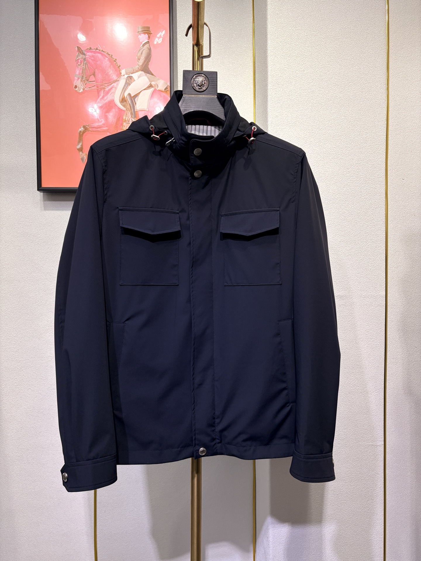 BC 2026春款 老钱风商务休闲立领夹克外套，开模定制五金配件 三标齐，尼龙 氨纶混纺面料，手感柔软细