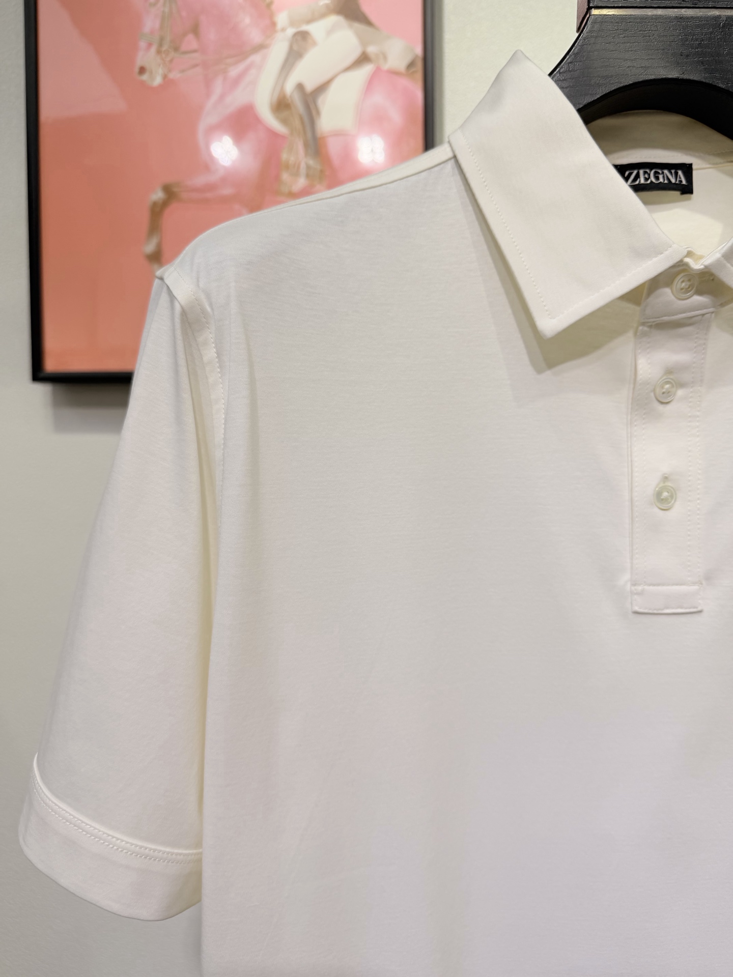 ZEGNA 杰尼亚2026新款男士标识短袖Polo衫，商务休闲翻领POLO恤.该款Polo衫采用桑蚕丝光