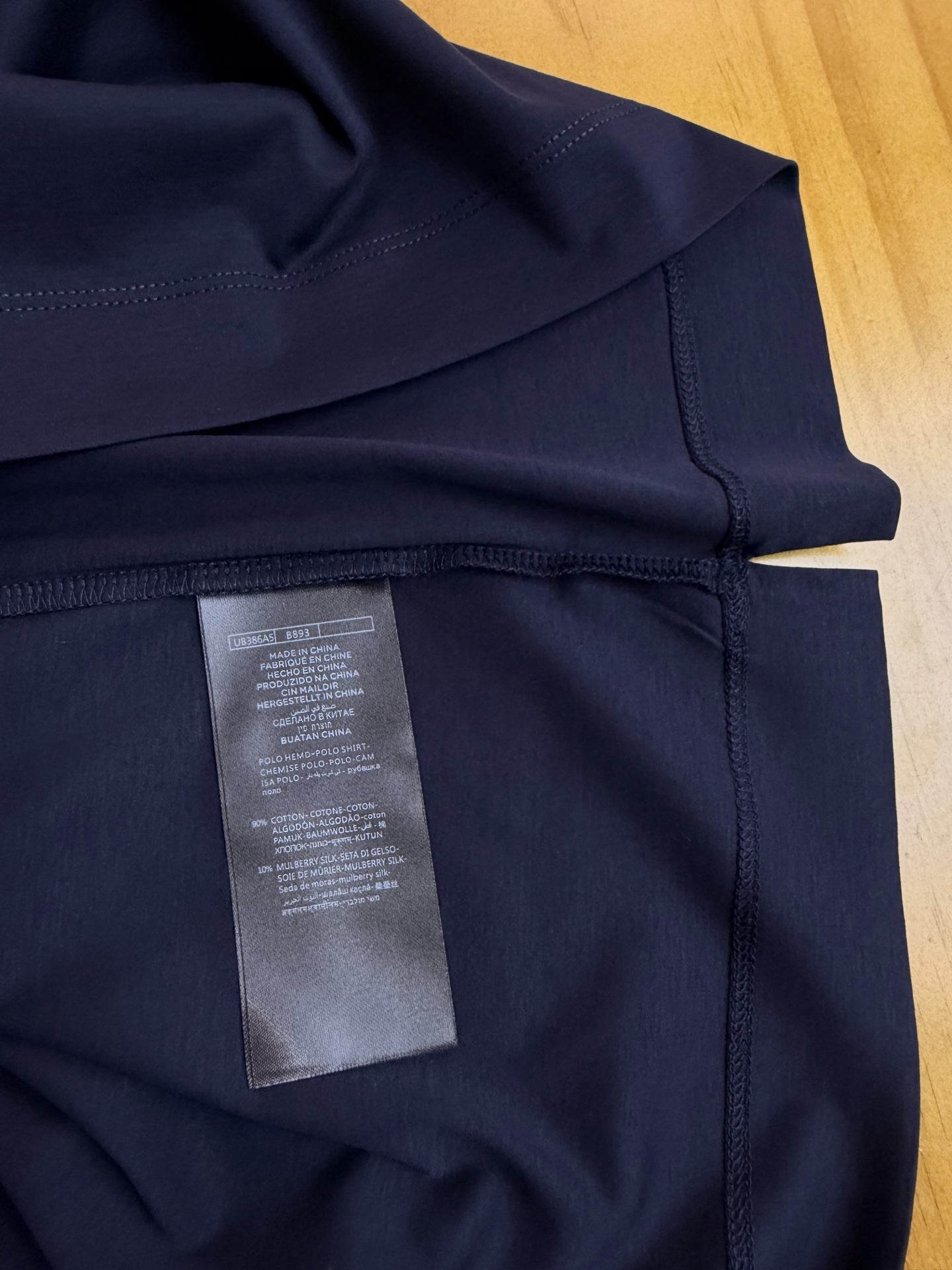 ZEGNA 杰尼亚2026新款男士标识短袖Polo衫，商务休闲翻领POLO恤.该款Polo衫采用桑蚕丝光