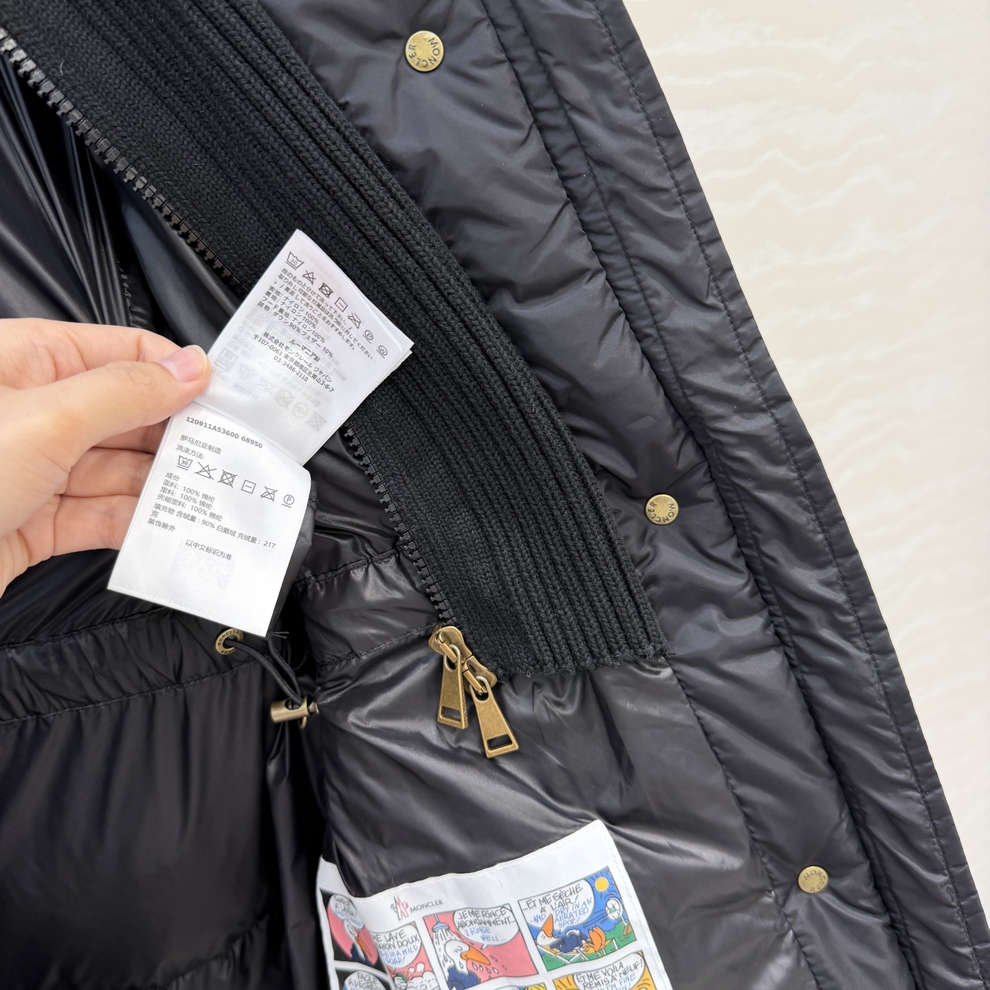 高端原单品质！❤️MO羽绒服！行走的棉被。假两件设计超长连帽羽绒服！定制五金配件所有细节处理全面到位 ！