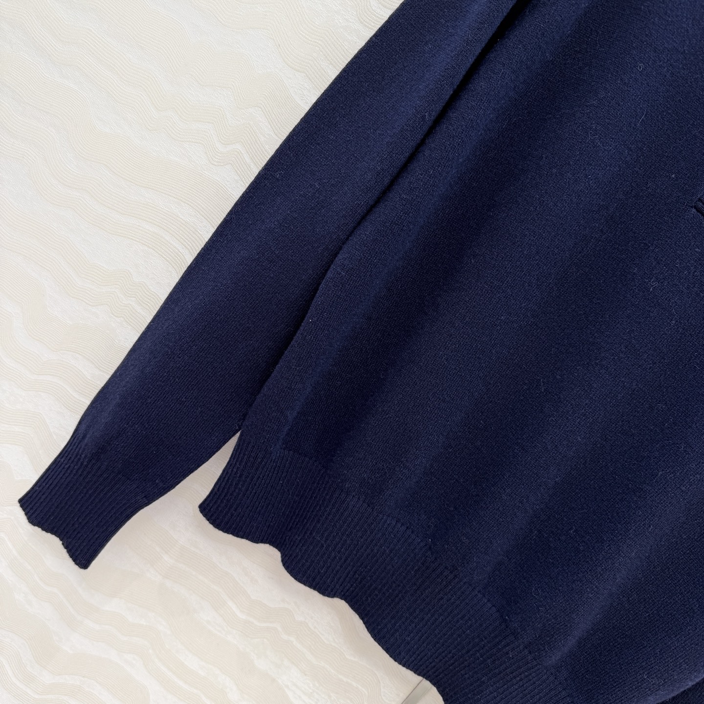 爆单推荐❤️原单品质miu系少女穿搭，亨利领羊绒小上衣！格蕾系色系！进口羊绒纱线软糯细腻！气质少女风减龄