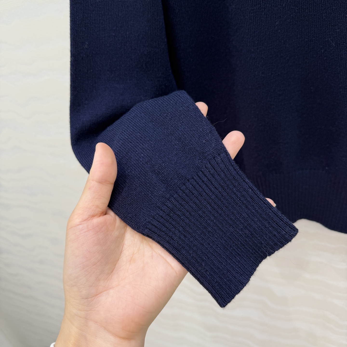 爆单推荐❤️原单品质miu系少女穿搭，亨利领羊绒小上衣！格蕾系色系！进口羊绒纱线软糯细腻！气质少女风减龄