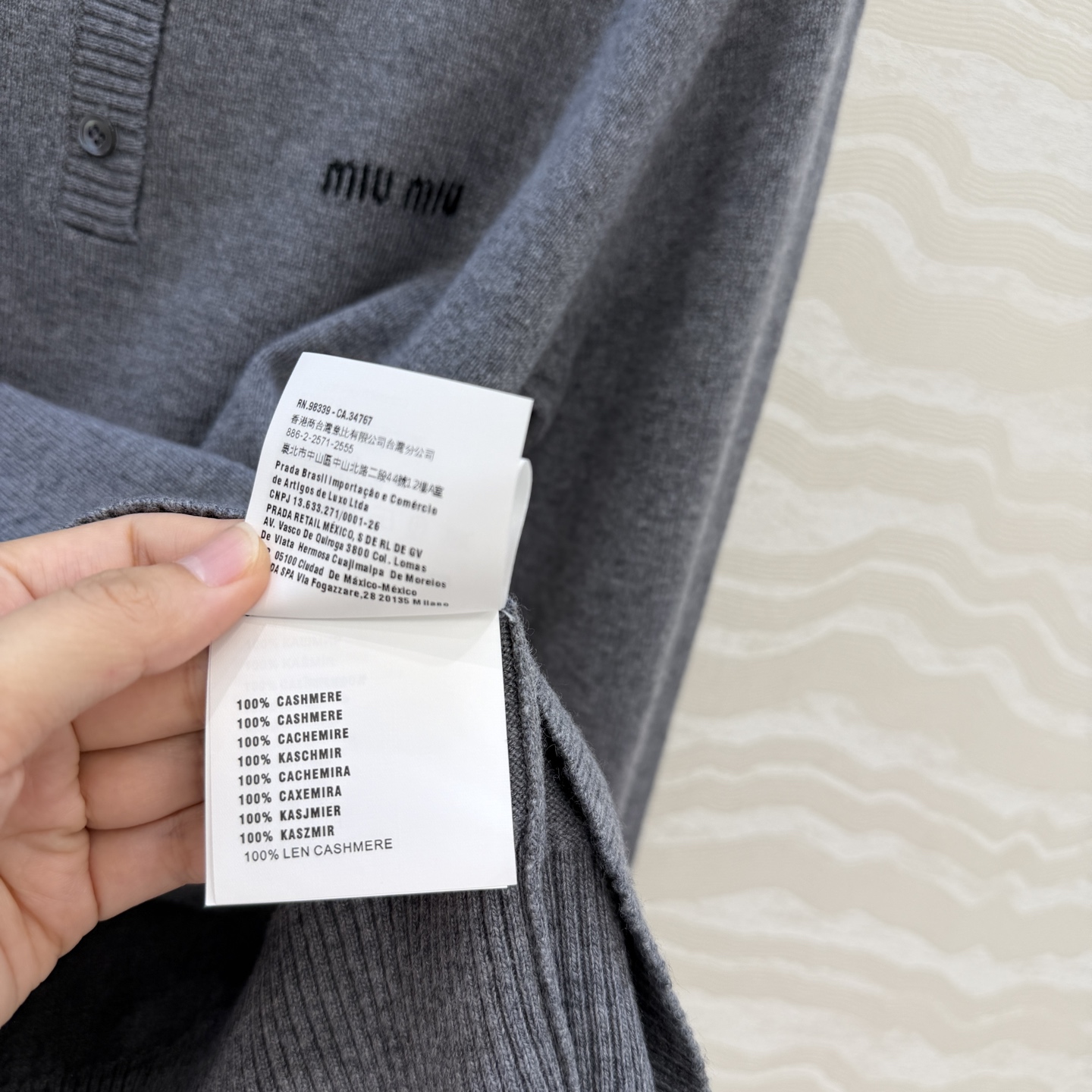 爆单推荐❤️原单品质miu系少女穿搭，亨利领羊绒小上衣！格蕾系色系！进口羊绒纱线软糯细腻！气质少女风减龄