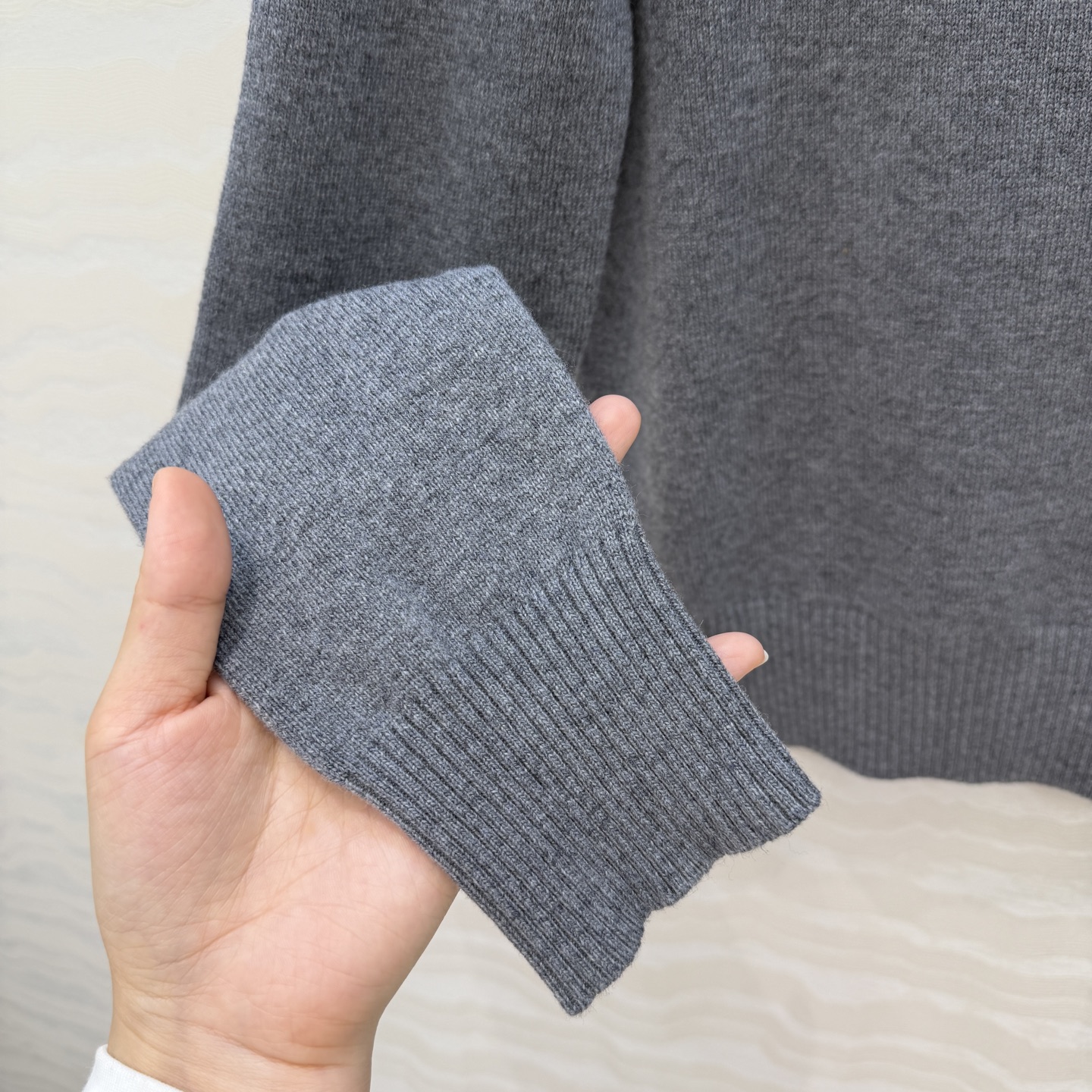 爆单推荐❤️原单品质miu系少女穿搭，亨利领羊绒小上衣！格蕾系色系！进口羊绒纱线软糯细腻！气质少女风减龄