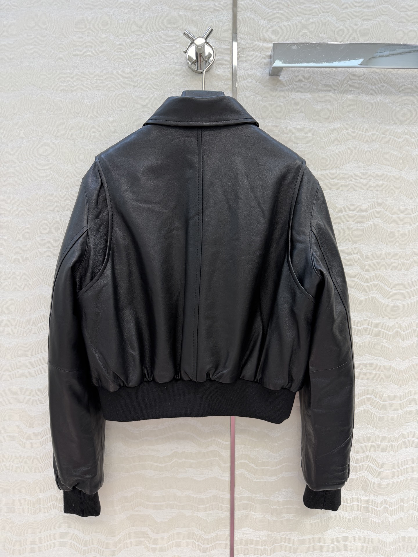 高端原单品质❤️miu系少女穿搭！复古绵羊皮棉服夹克小外套！原版定制顶级进口100%小羊皮！皮质肉感厚实