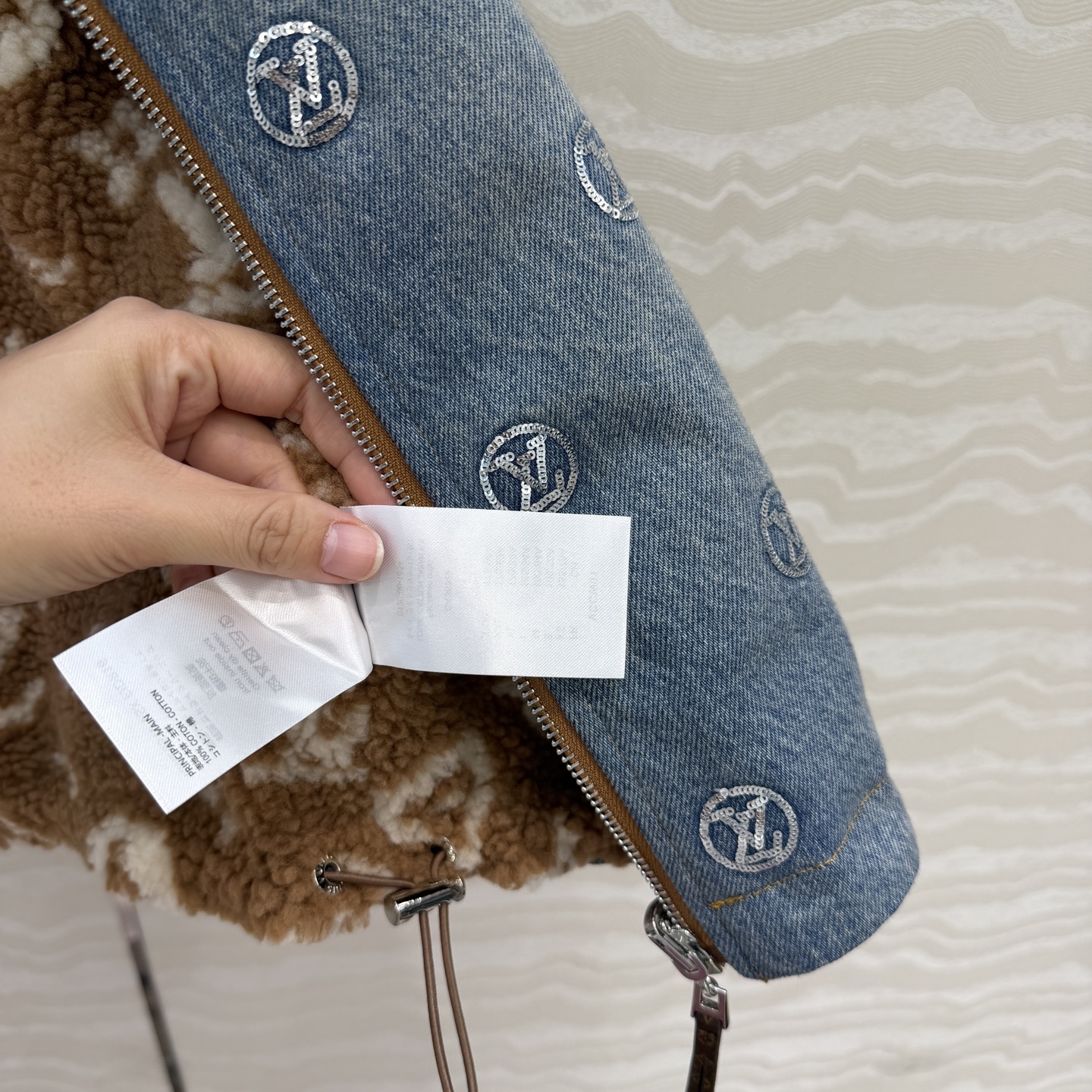 原单品质❤️爆单推荐，L滑雪系列金币珠片丹尼牛仔系列！MONOGRAM满幅刺绣logo牛仔连帽马甲外套！