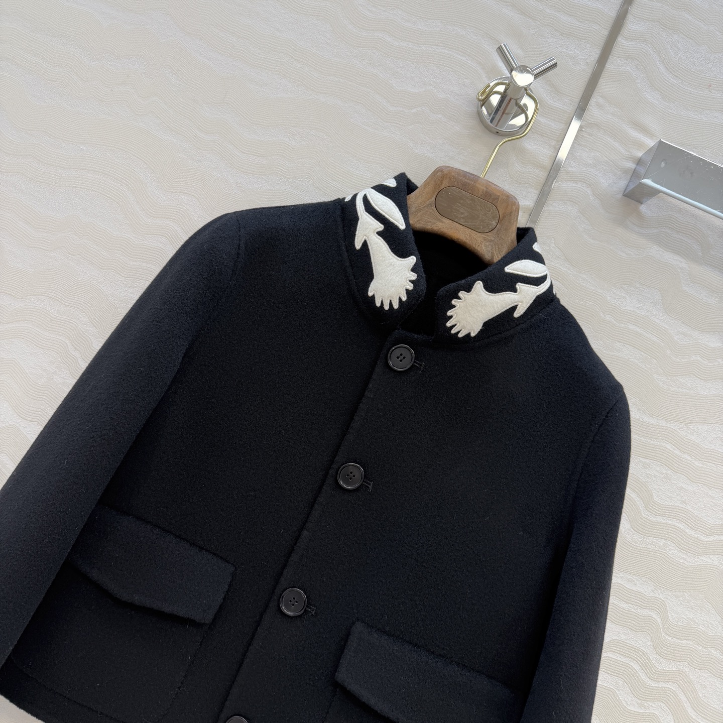 高端原单品质❤️lP🆕高智感穿搭！老钱风经典Maire夹克羊绒小外套！独家定制Melton刺绣花㚏设计工