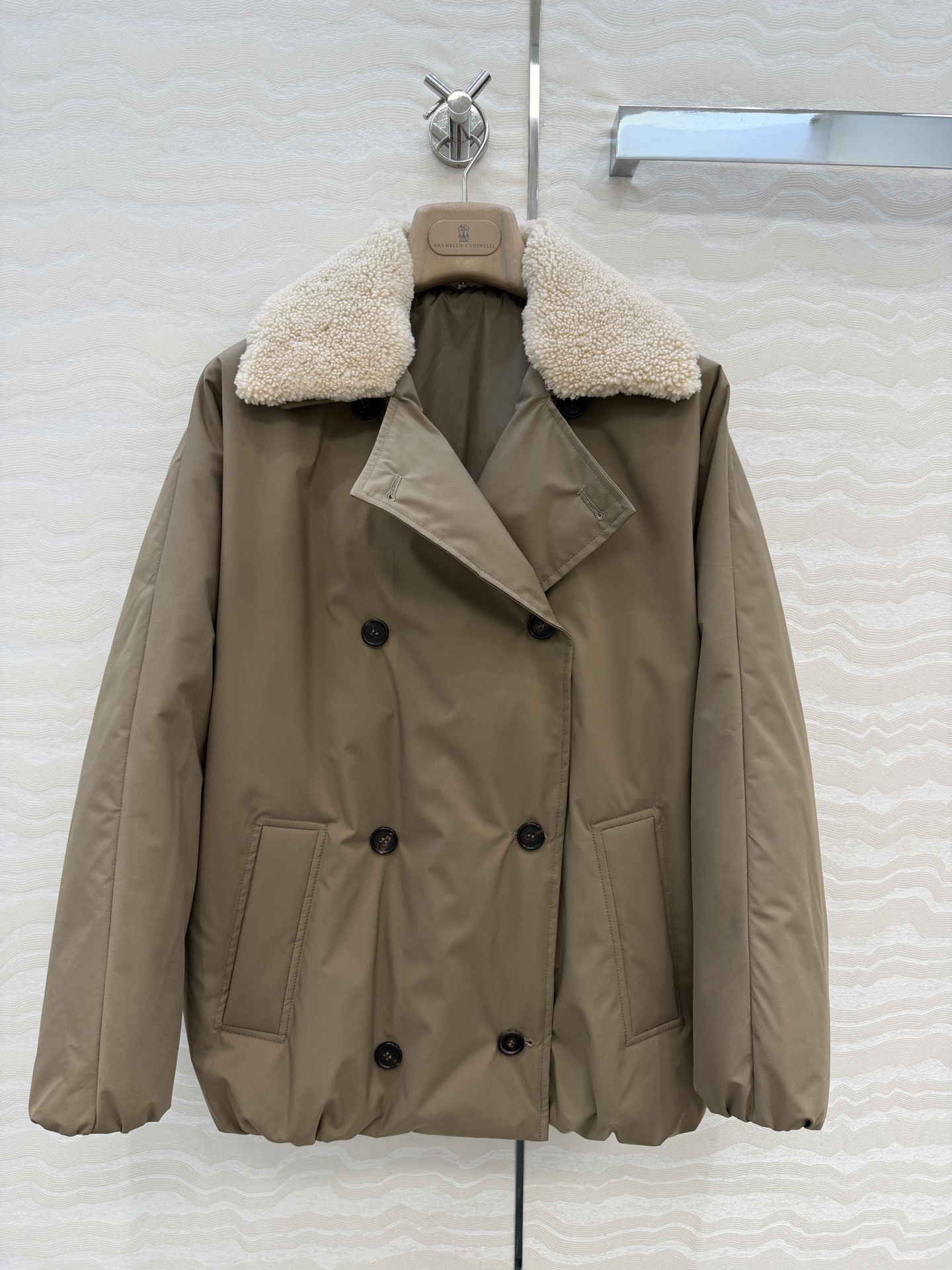 独家首发❤️品质控必入！BC高奢老钱风穿搭！重工可拆羊羔毛领羽绒服！国标进口90%白鹅绒轻盈舒适自带发热