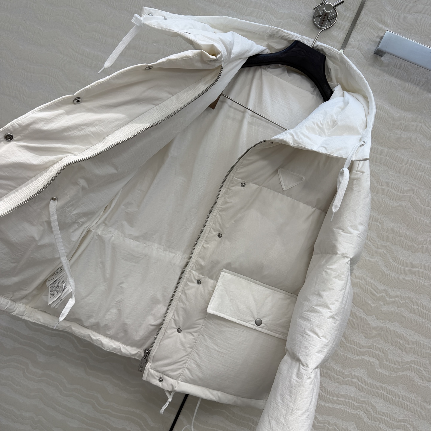 独家首发❤️高端原单品质PR长期主义秋冬新品，行走的面包白色羽绒服！原版开发面料廓形羽绒服，时髦精必入最