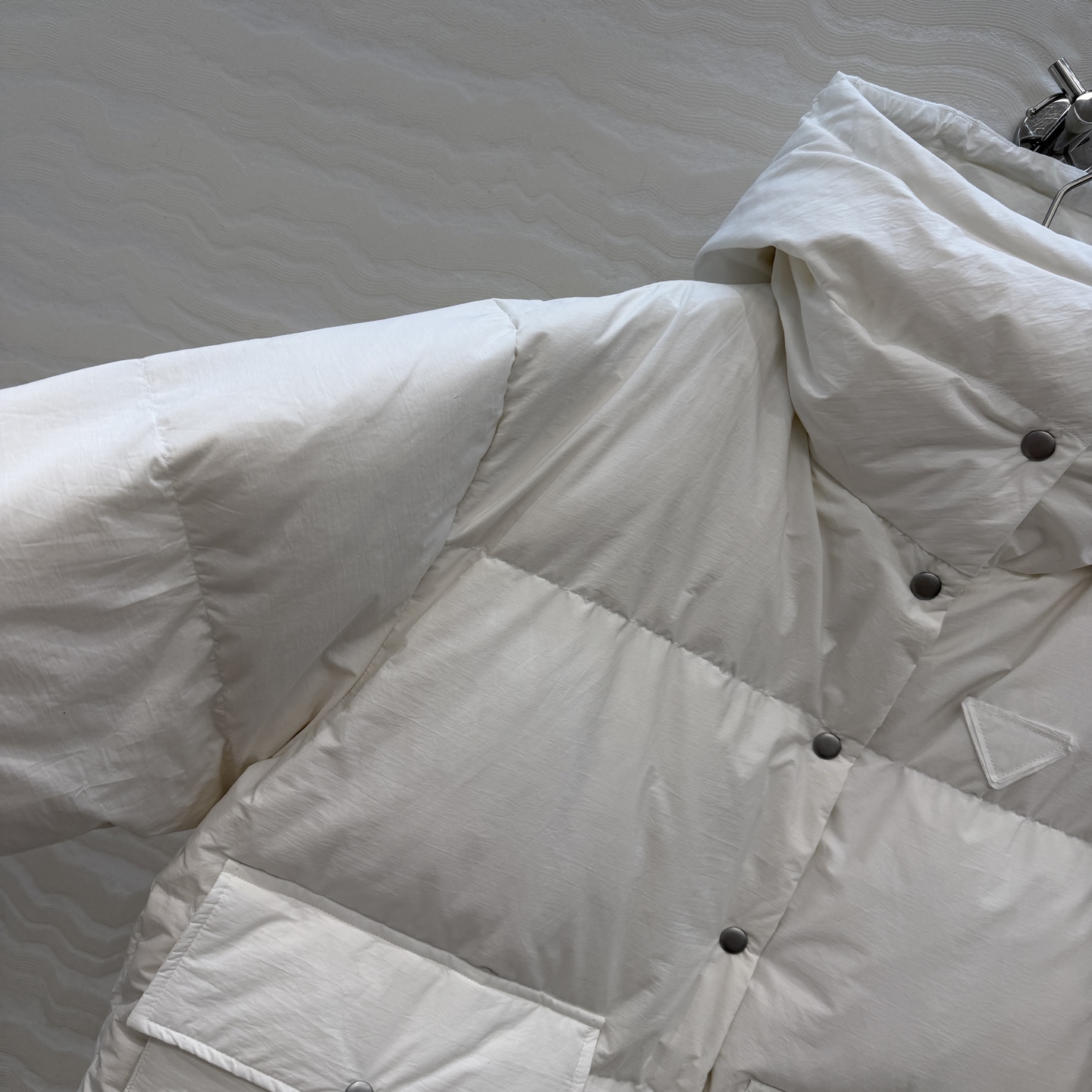 独家首发❤️高端原单品质PR长期主义秋冬新品，行走的面包白色羽绒服！原版开发面料廓形羽绒服，时髦精必入最