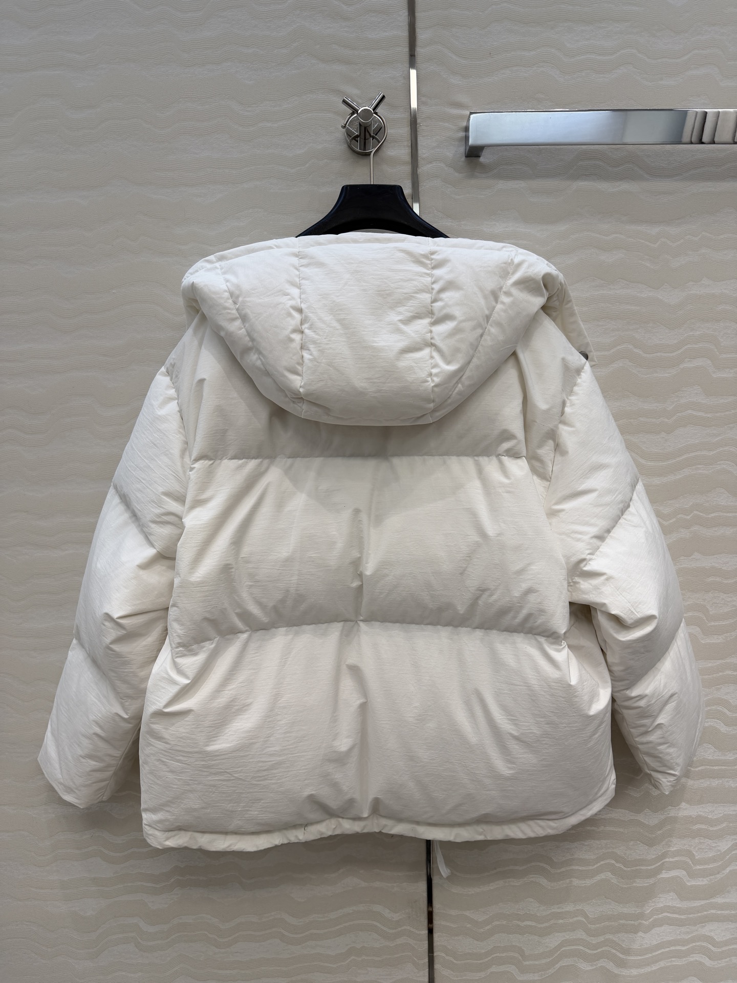 独家首发❤️高端原单品质PR长期主义秋冬新品，行走的面包白色羽绒服！原版开发面料廓形羽绒服，时髦精必入最