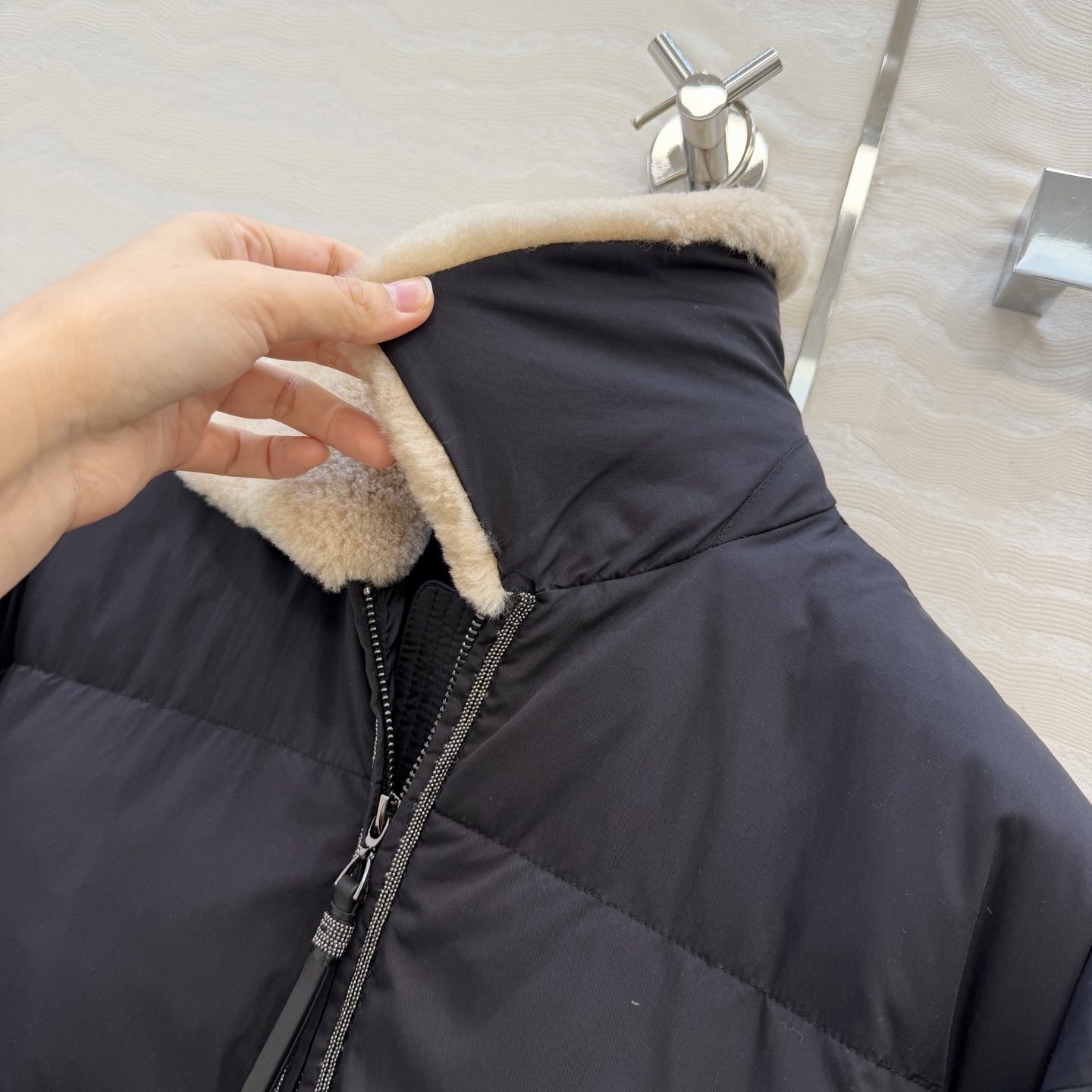 独家首发❤️品质控必入！BC高奢老钱风穿搭！羊羔毛领铜链羽绒服！国标进口90%白鹅绒80-85-90克填