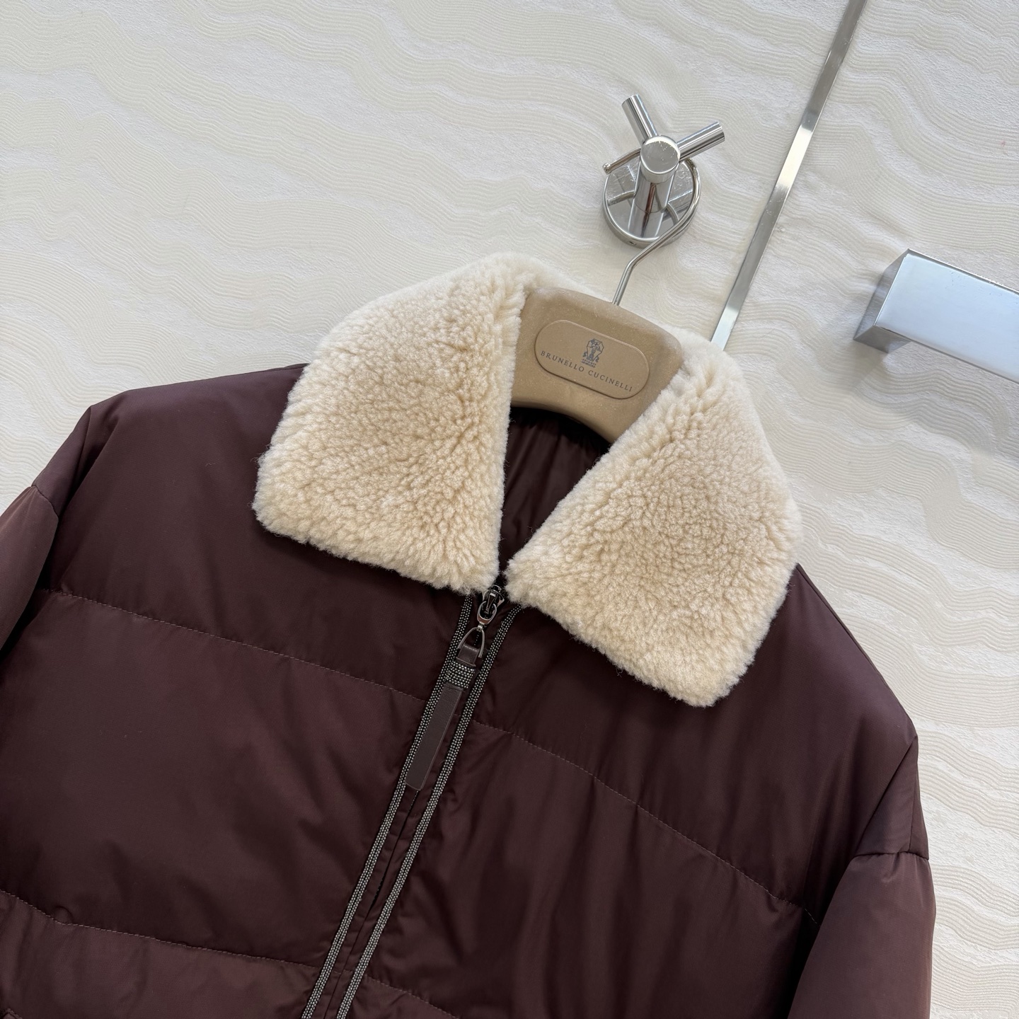 独家首发❤️品质控必入！BC高奢老钱风穿搭！羊羔毛领铜链羽绒服！国标进口90%白鹅绒80-85-90克填