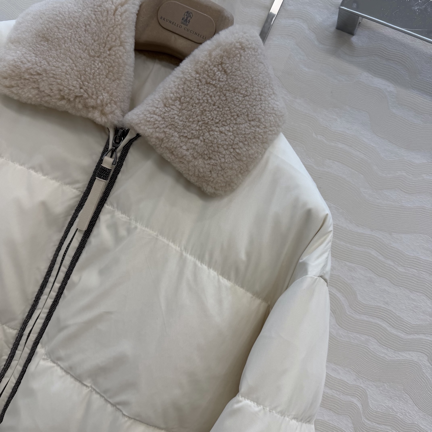 独家首发❤️品质控必入！BC高奢老钱风穿搭！羊羔毛领铜链羽绒服！国标进口90%白鹅绒80-85-90克填