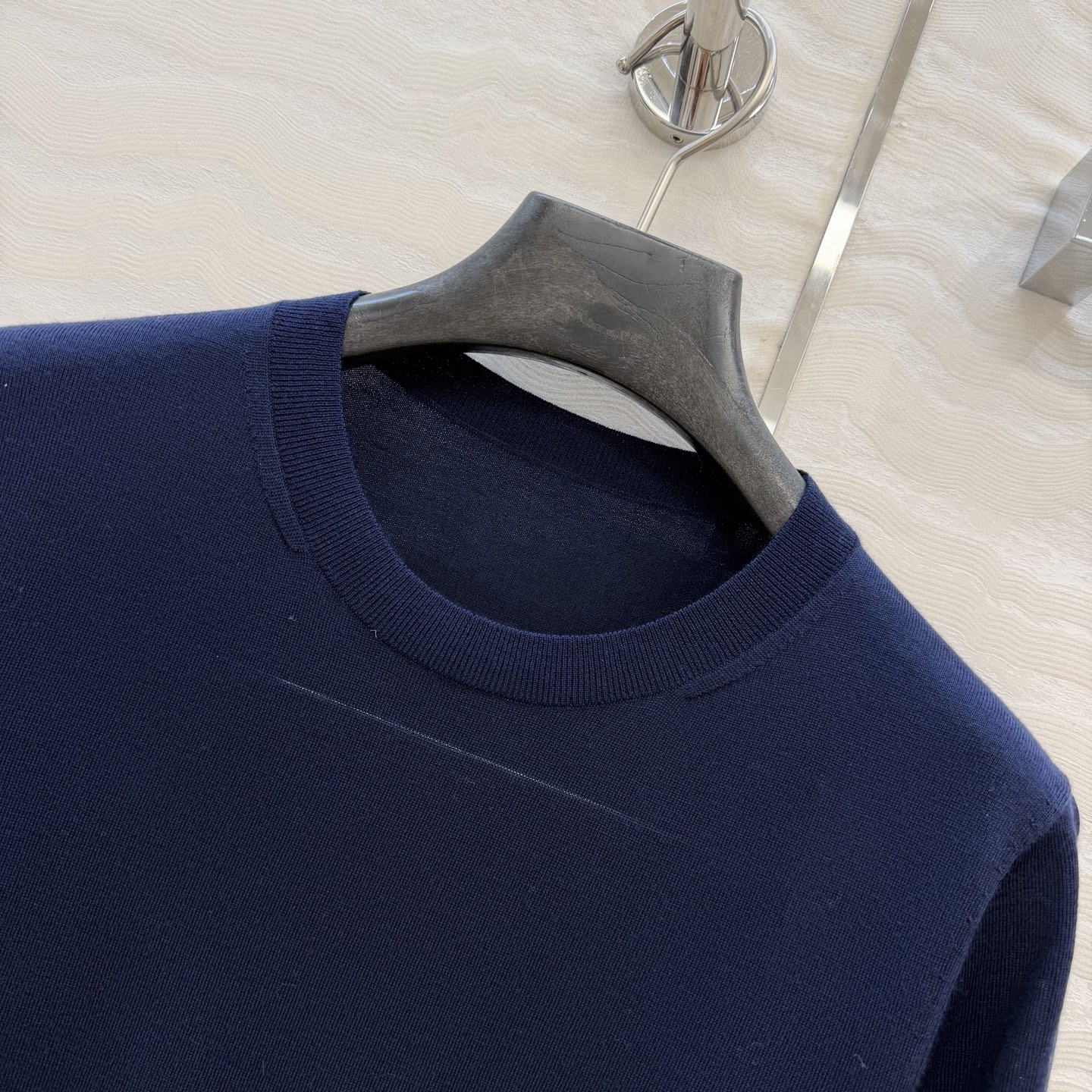 高端原单品质，❤️GG长期主义穿搭短袖上衣！高定80支羊毛18针羊毛软糯细腻，定制瑞士机18针工艺，进口