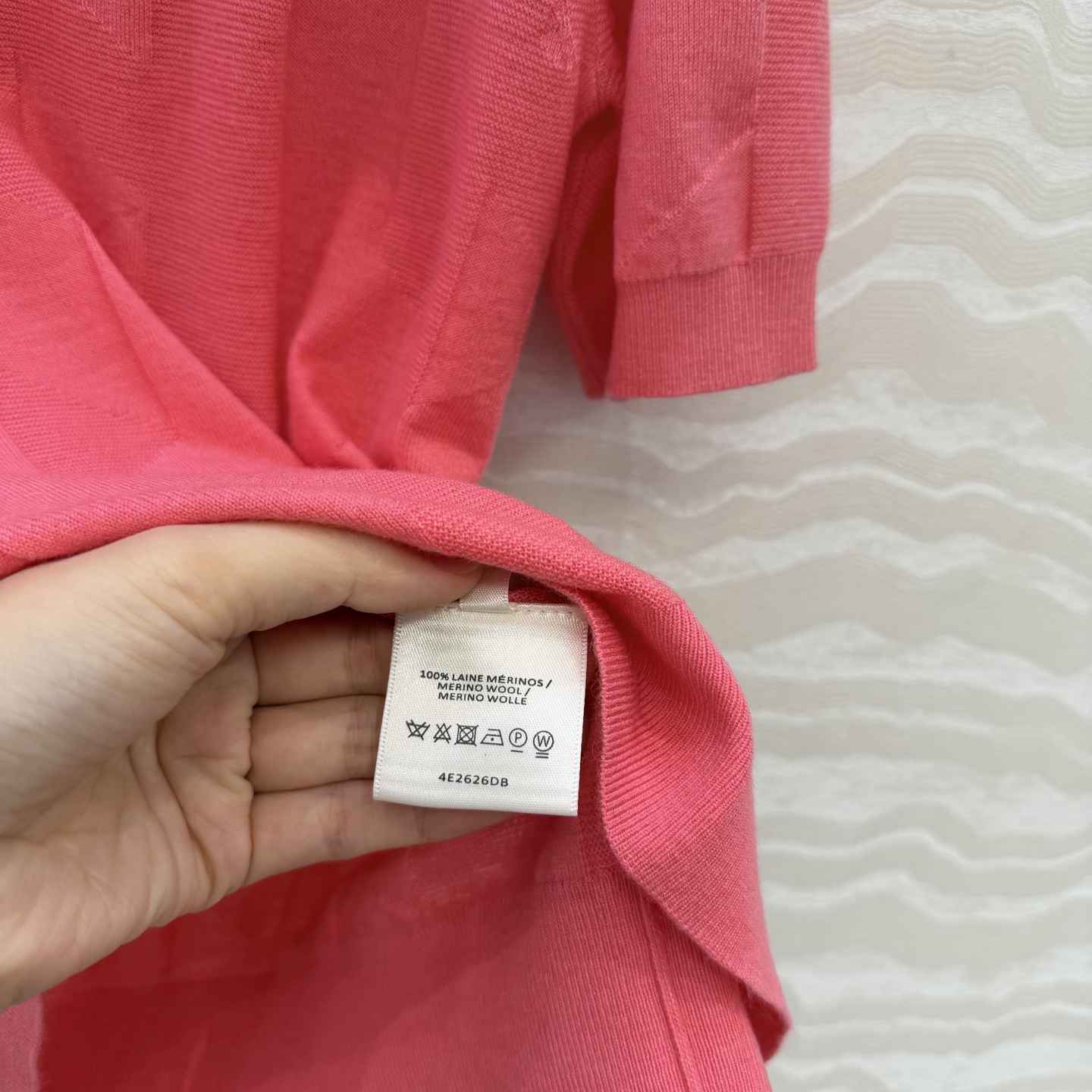 爆单推荐❤️原单品质，H26s早春新品！16针羊毛针织上衣。100%美丽奴羊毛纱线细腻柔软的手感无敌赞！