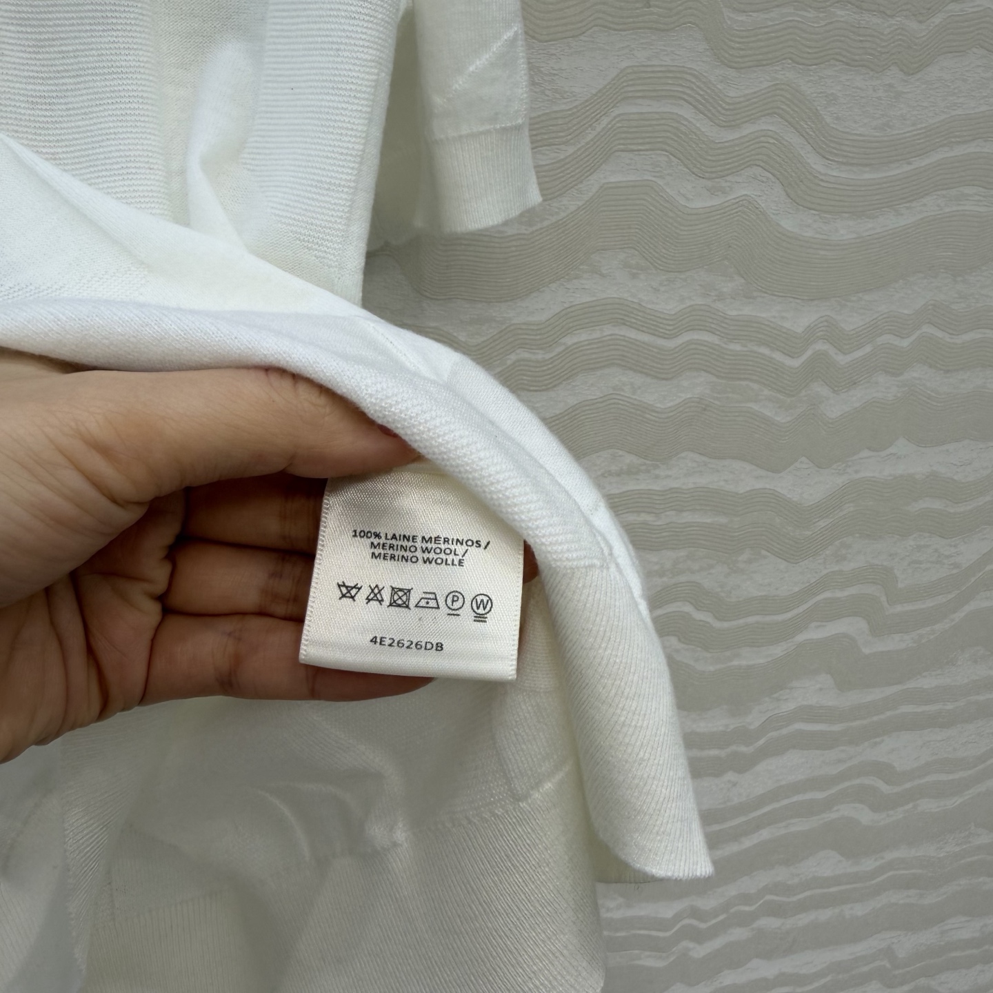 爆单推荐❤️原单品质，H26s早春新品！16针羊毛针织上衣。100%美丽奴羊毛纱线细腻柔软的手感无敌赞！