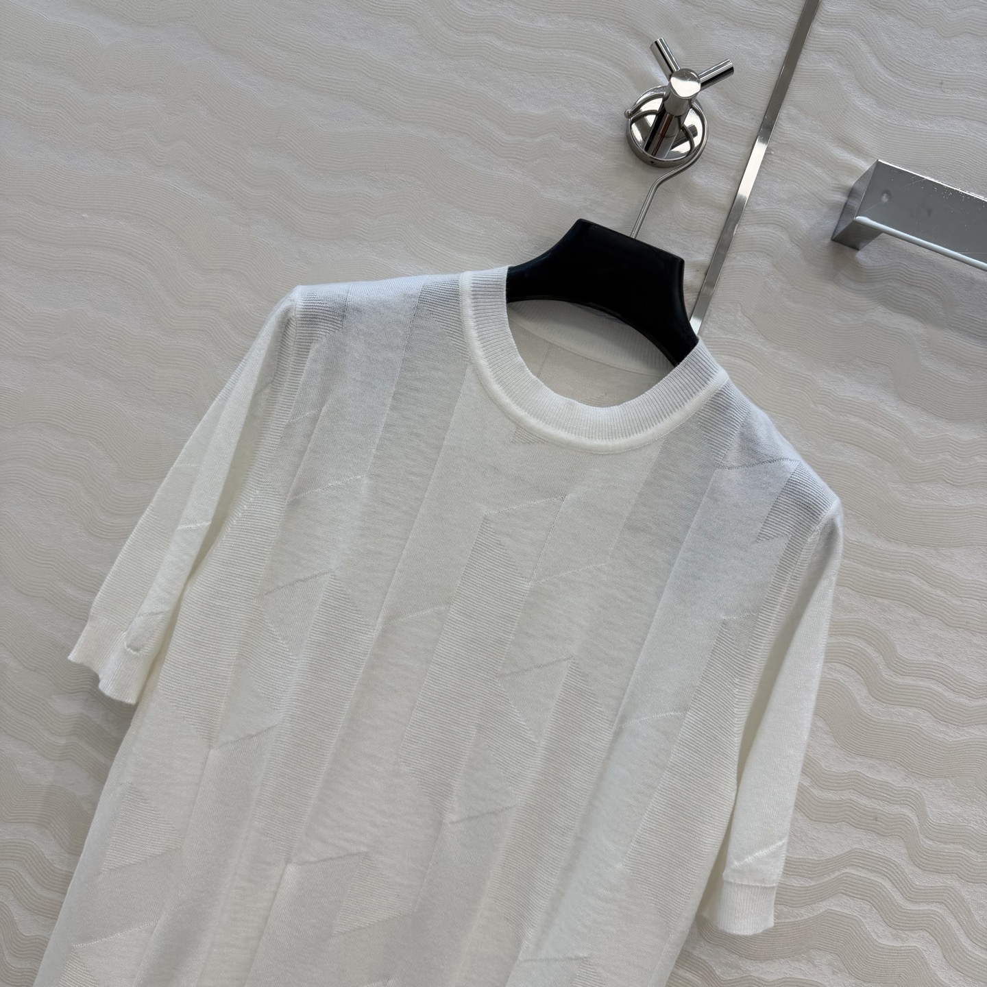 爆单推荐❤️原单品质，H26s早春新品！16针羊毛针织上衣。100%美丽奴羊毛纱线细腻柔软的手感无敌赞！